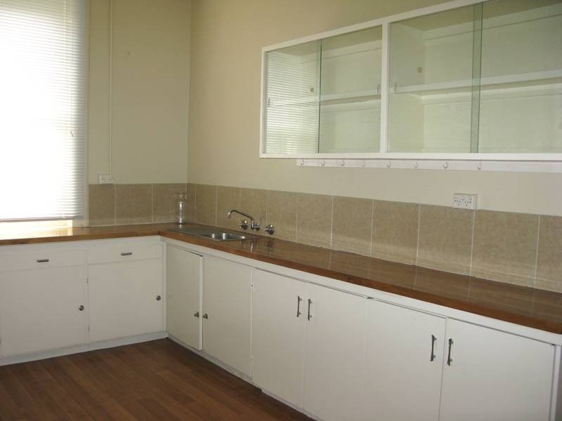 247 Brown Street, Armidale NSW 2350