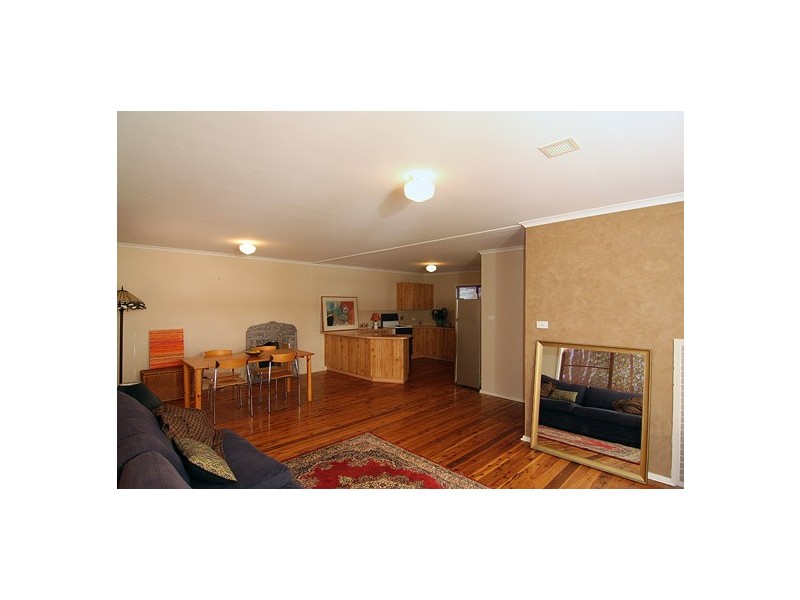 84 Kendall Road, Armidale NSW 2350