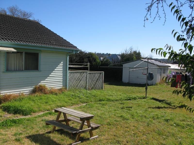 5 Speare Avenue, Armidale NSW 2350