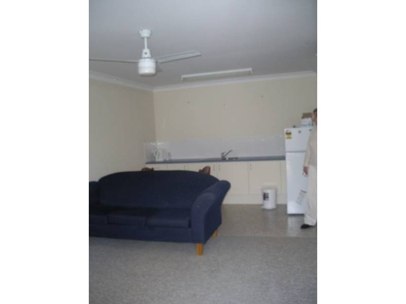 18/80 Queen Elizabeth Drive, Armidale NSW 2350