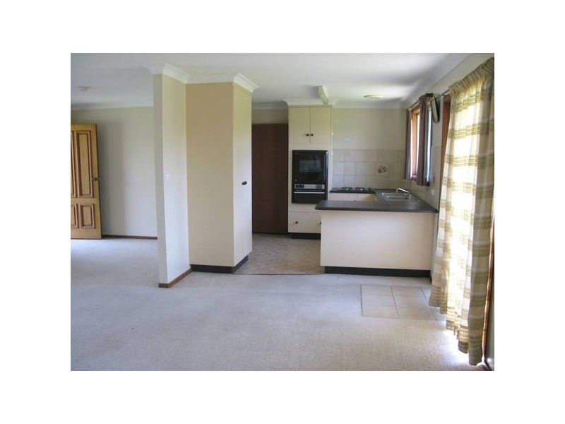 31 Wigan Avenue, Armidale NSW 2350