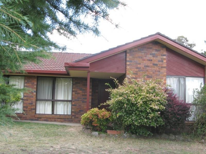 13 Jayne Close, Armidale NSW 2350