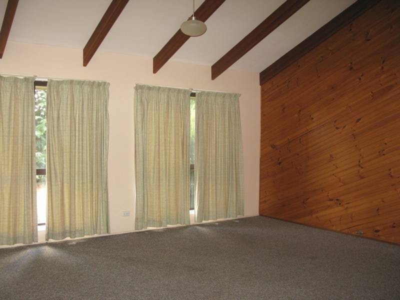 13 Jayne Close, Armidale NSW 2350