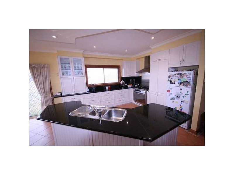 41 McCannas Road, Armidale NSW 2350