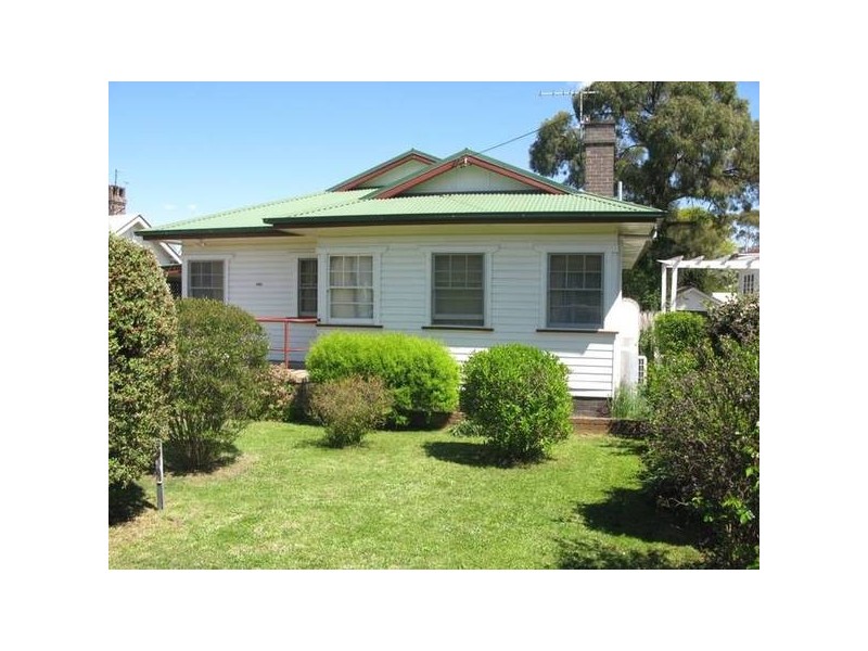 140 JESSIE STREET, Armidale NSW 2350