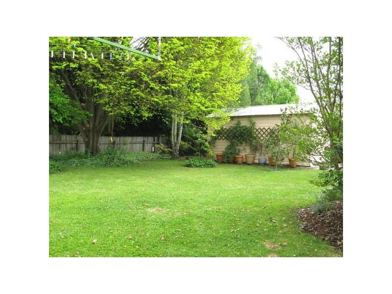 178 Allingham Street, Armidale NSW 2350
