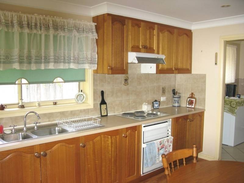 5 Nathaniel Pidgeon Drive, Armidale NSW 2350