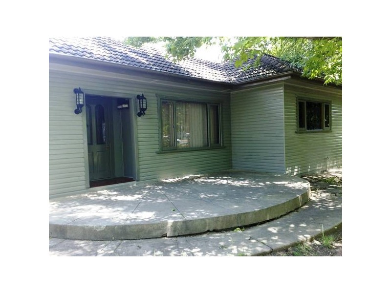 128 Handel Street, Armidale NSW 2350