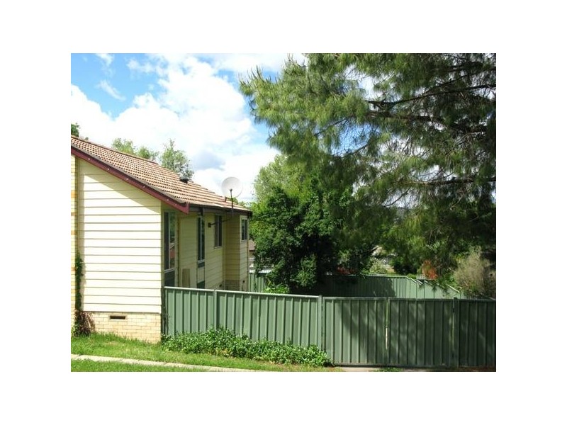 12 Herbert Lane, Armidale NSW 2350