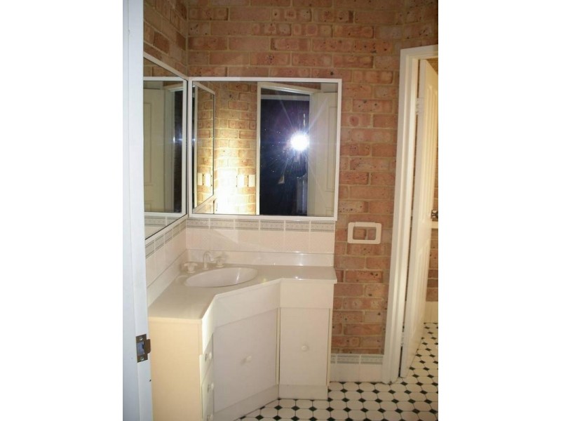 2/9 Phoenix Court, Armidale NSW 2350