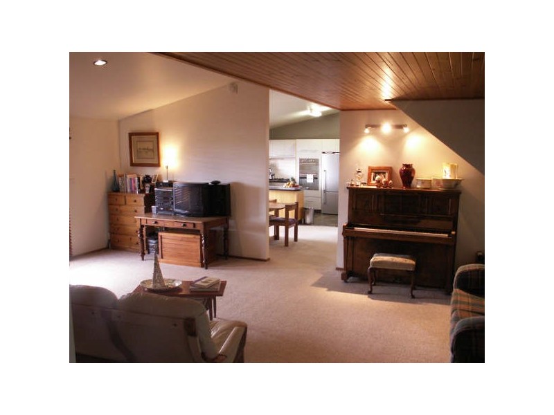 10 Donegal Terrace, Armidale NSW 2350