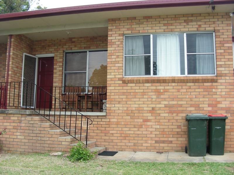 2/14 Chestnut Avenue, Armidale NSW 2350