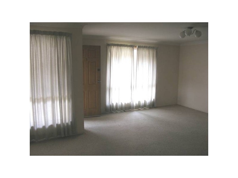 1/8 Nathanial Pidgeon Drive, Armidale NSW 2350