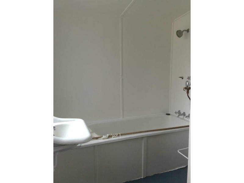 2/61 Markham Street, Armidale NSW 2350