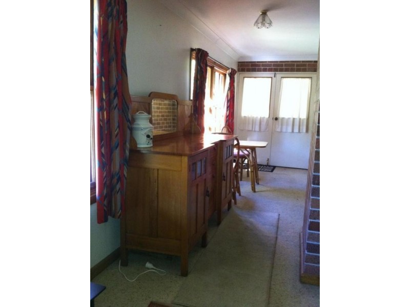 11 Braund Street, Armidale NSW 2350