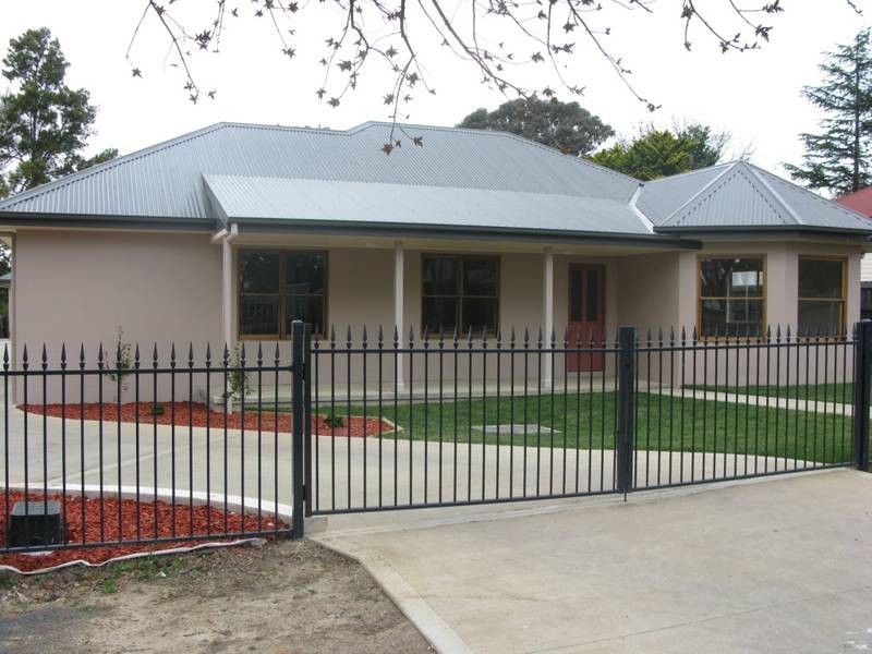 1/92 Mann Street, Armidale NSW 2350
