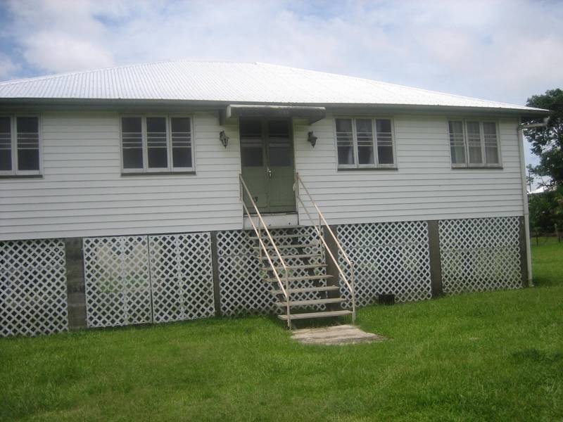 13 Alice, Innisfail QLD 4860