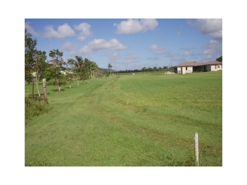 16 Etty Bay Road, Mourilyan QLD 4858