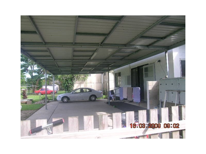 8 howe, East Innisfail QLD 4860