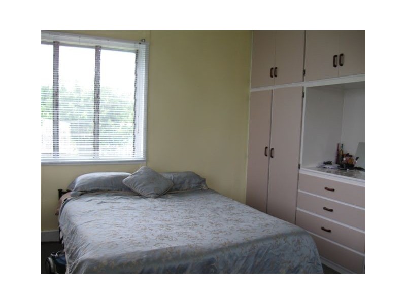 8 howe, East Innisfail QLD 4860