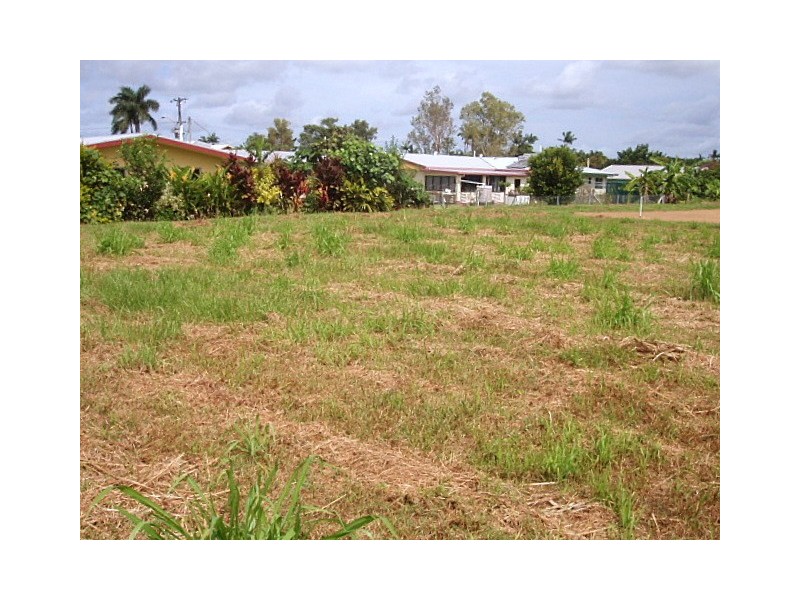 7 Spina Court, Innisfail QLD 4860