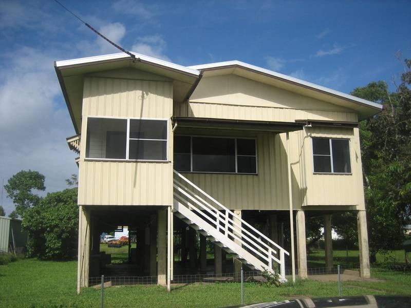 4 Karboota Street, Innisfail QLD 4860