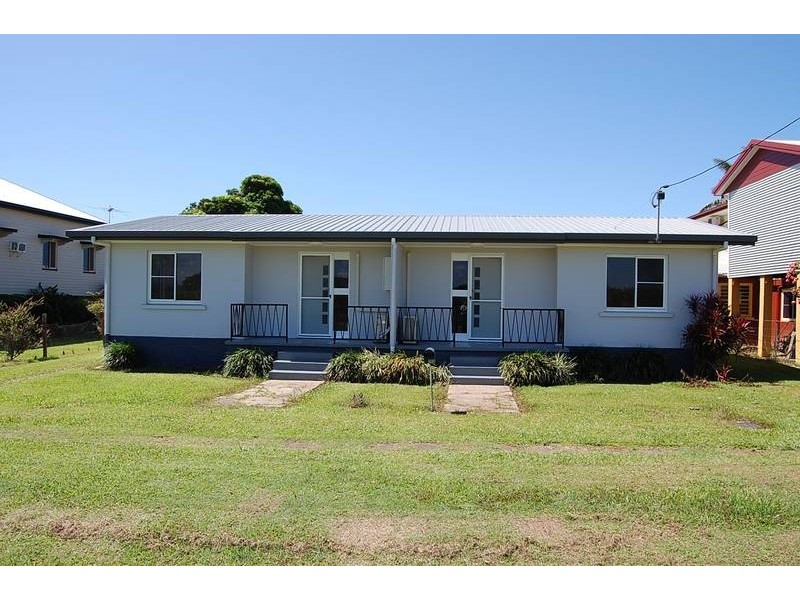 2/14/ Harbour road, Innisfail QLD 4860