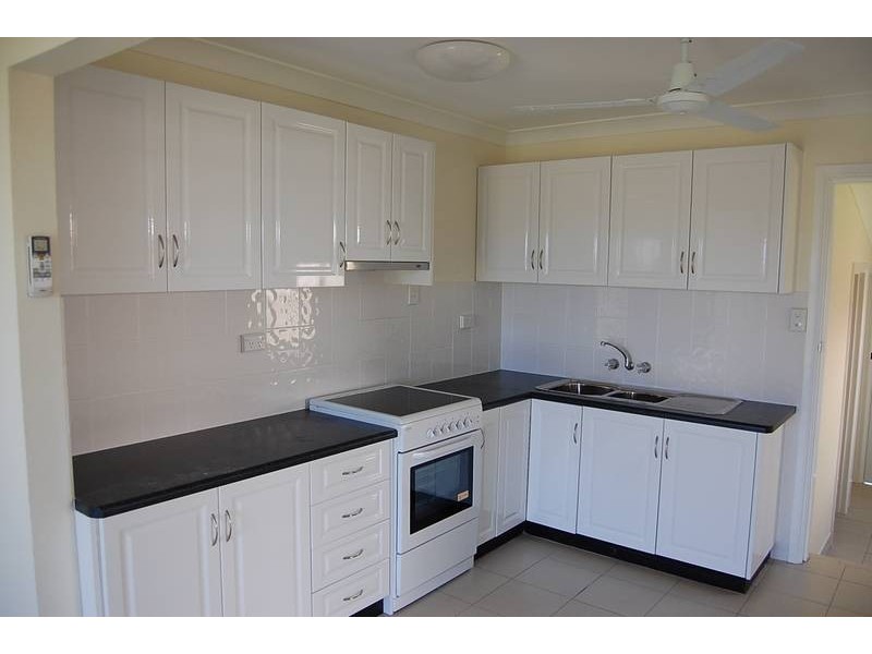 2/14/ Harbour road, Innisfail QLD 4860