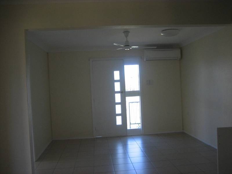 2/14/ Harbour Road, Innisfail QLD 4860