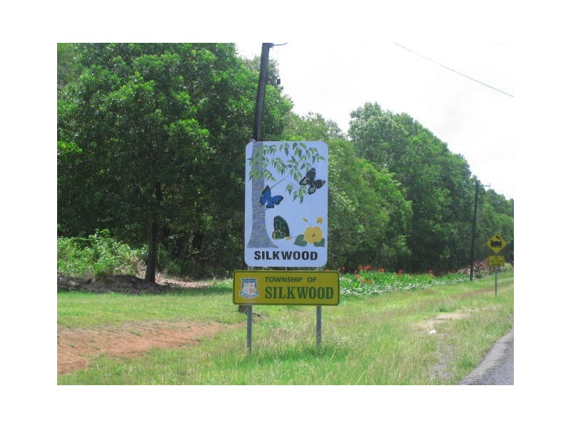 21 Edward, Silkwood QLD 4856