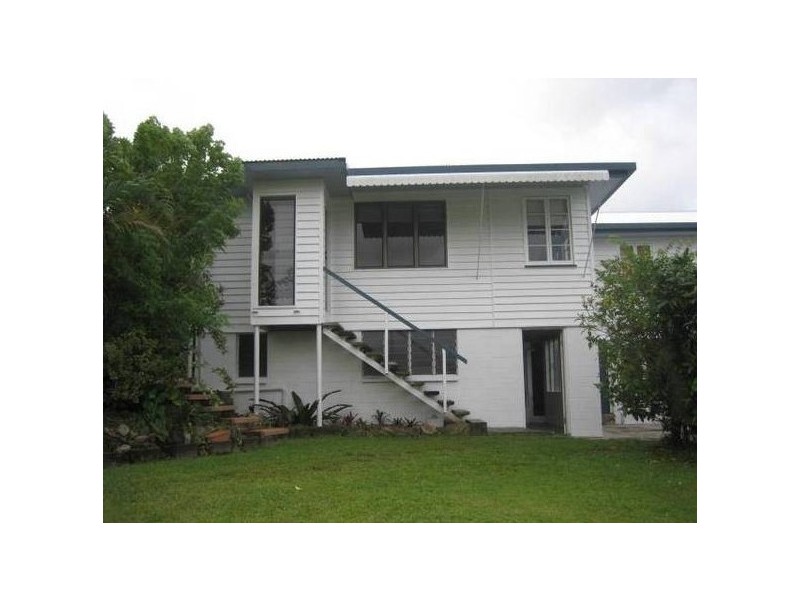 18 Hickey Street, Innisfail QLD 4860