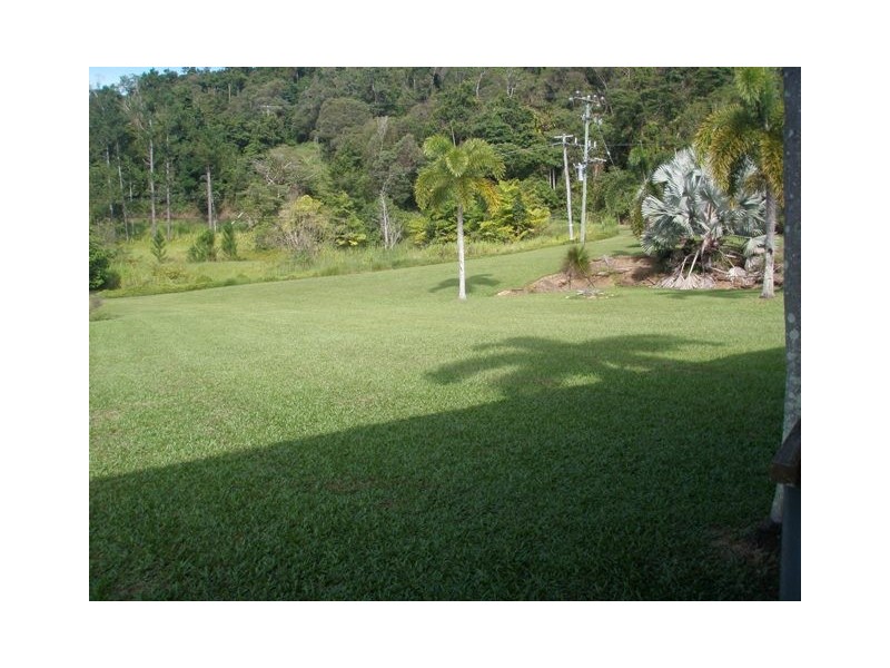 419 Etty Bay Road, Innisfail QLD 4860