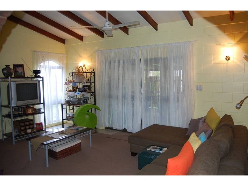 9 Batchelor, Innisfail QLD 4860