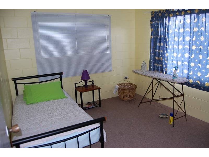 9 Batchelor, Innisfail QLD 4860