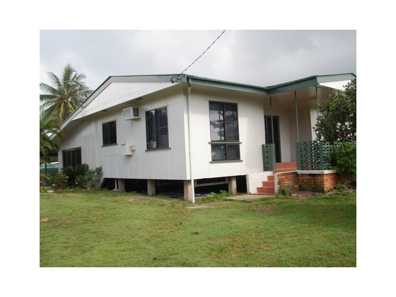 2 Inarlinga Road, Cowley Beach QLD 4871