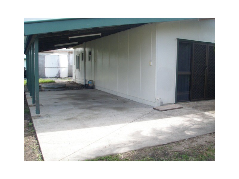 2 Inarlinga Road, Cowley Beach QLD 4871