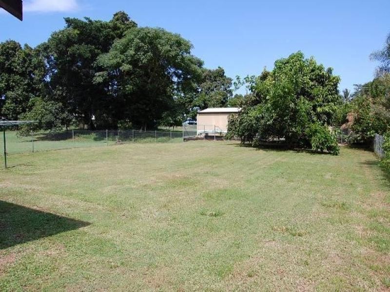 8 Maud Street, Flying Fish Point QLD 4860