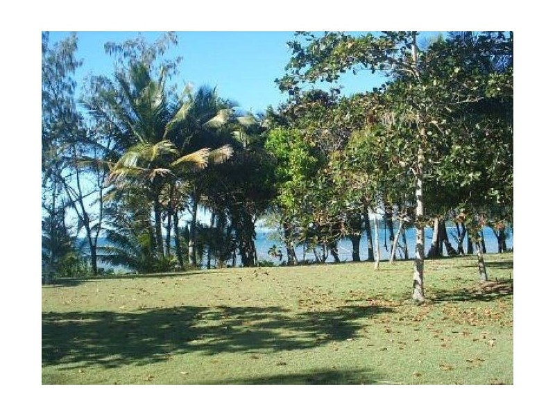19 hargreave street, Kurrimine Beach QLD 4871