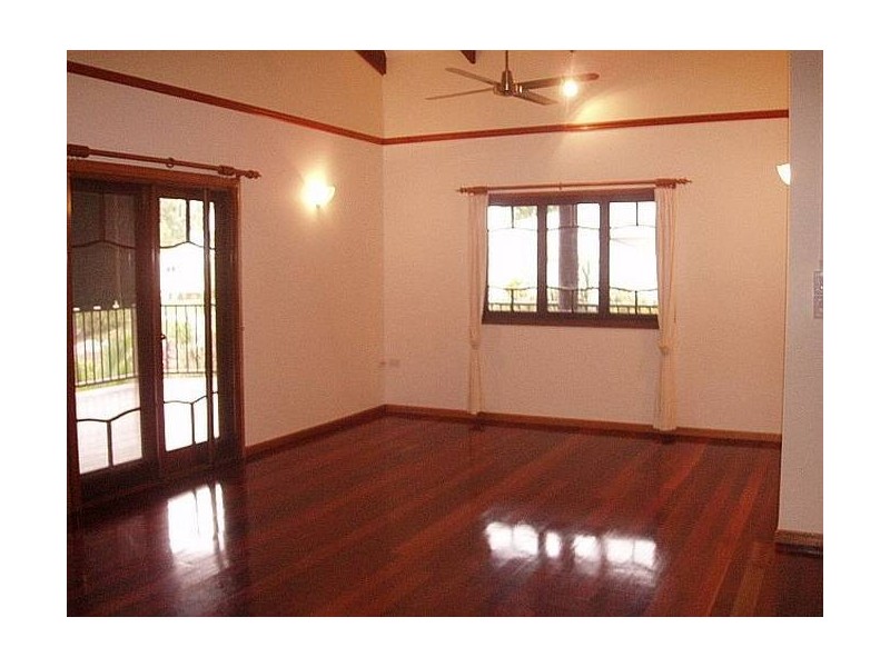 9 Church Street, East Innisfail QLD 4860