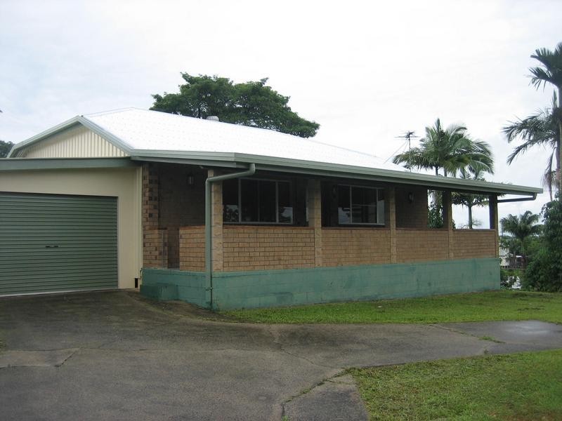 67 Mourilyan, Innisfail QLD 4860