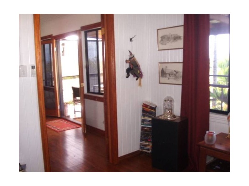 4 Bartle street, East Innisfail QLD 4860