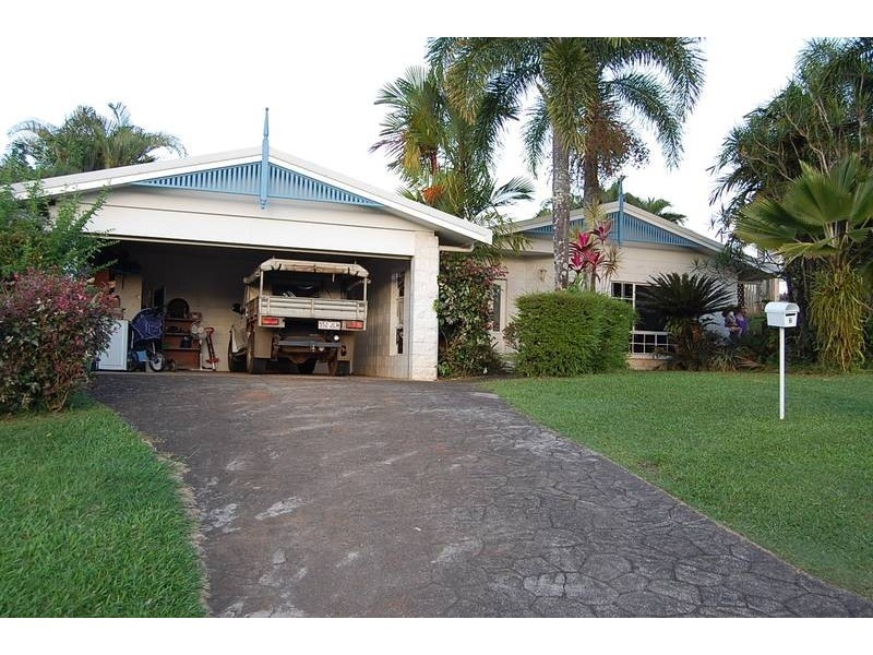 6 boulter close, Belvedere QLD 4860