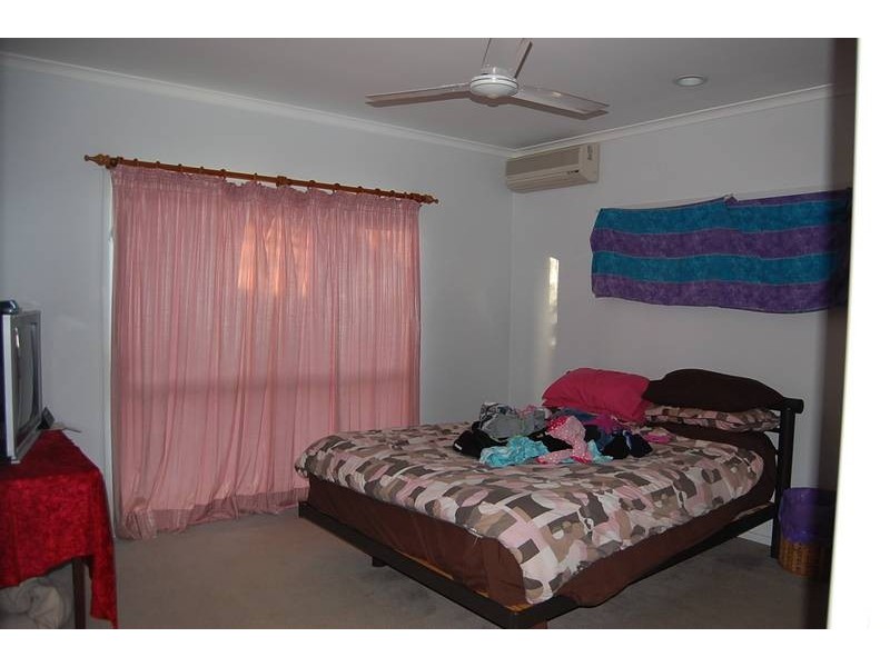 6 boulter close, Belvedere QLD 4860