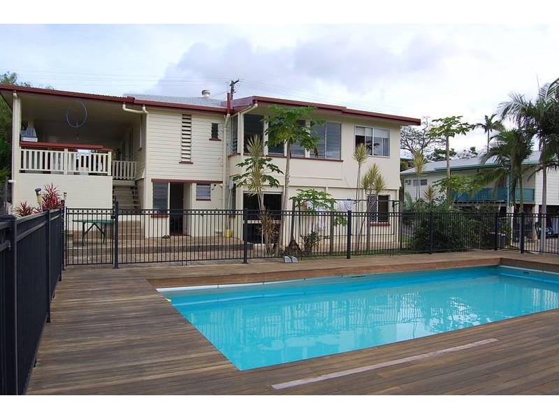 East Innisfail QLD 4860