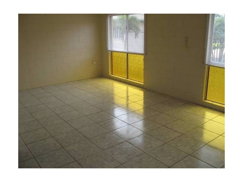 6 Bon Villa Avenue, Belvedere QLD 4860