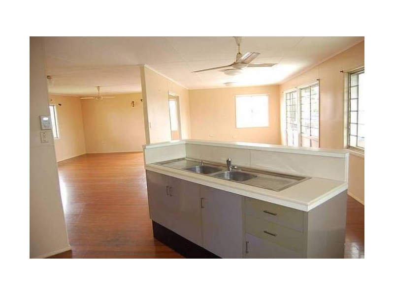 272b Palmerston High Way, Belvedere QLD 4860