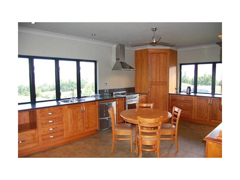 527 Donkin Road, Mena Creek QLD 4871