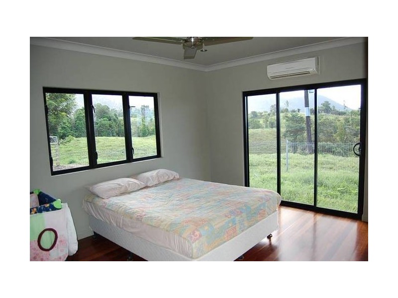 527 Donkin Road, Mena Creek QLD 4871