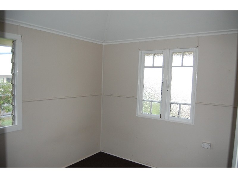 1/10 Charles Street, Innisfail QLD 4860