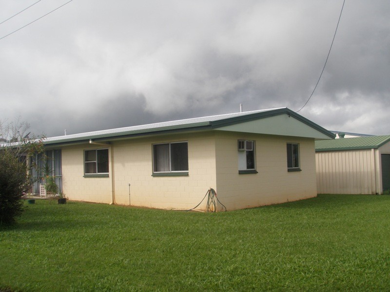 2/2 Polly Close, Innisfail QLD 4860